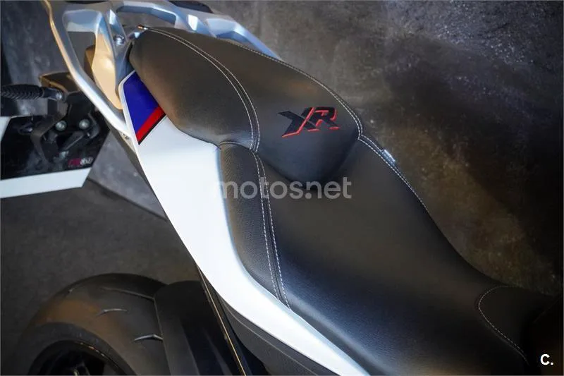BMW S 1000 XR – Vista 10
