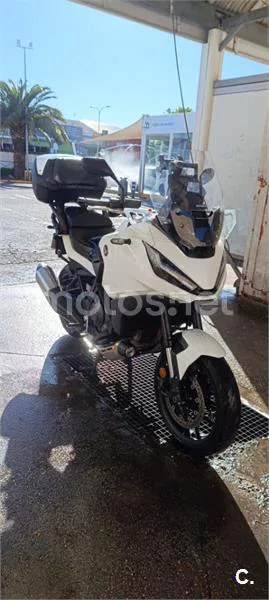 Honda NT1100 – Vista 5