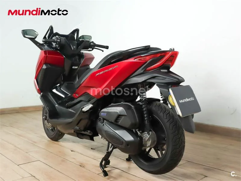 Honda Forza 125 – Vista 8