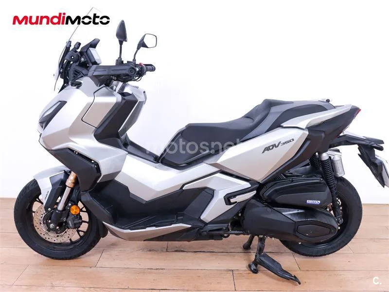 Honda ADV 350 – Vista 6