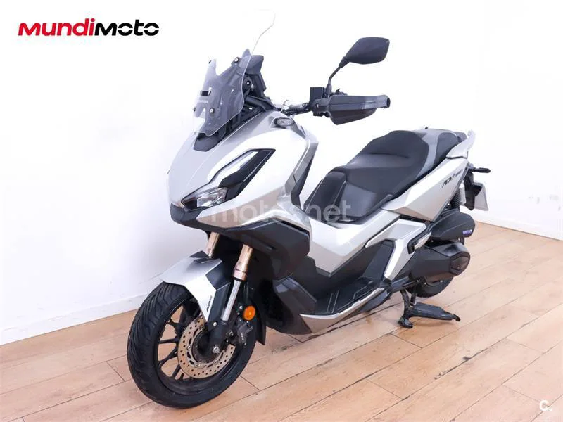 Honda ADV 350 – Vista 7