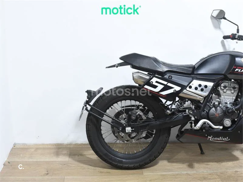 FB Mondial Flat Track 125 – Vista 3