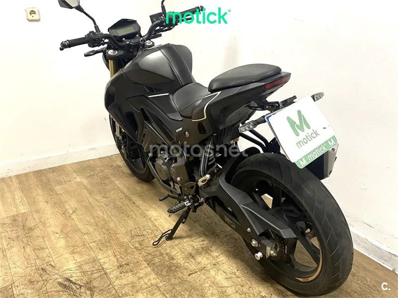 Keeway RKF 125 – Vista 9