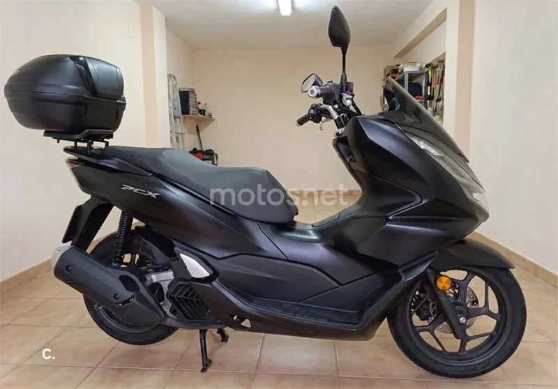 Honda PCX 125 – Vista 2