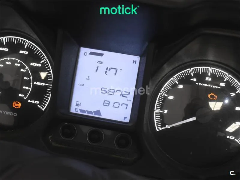 Kymco Grand Dink 125 – Vista 5