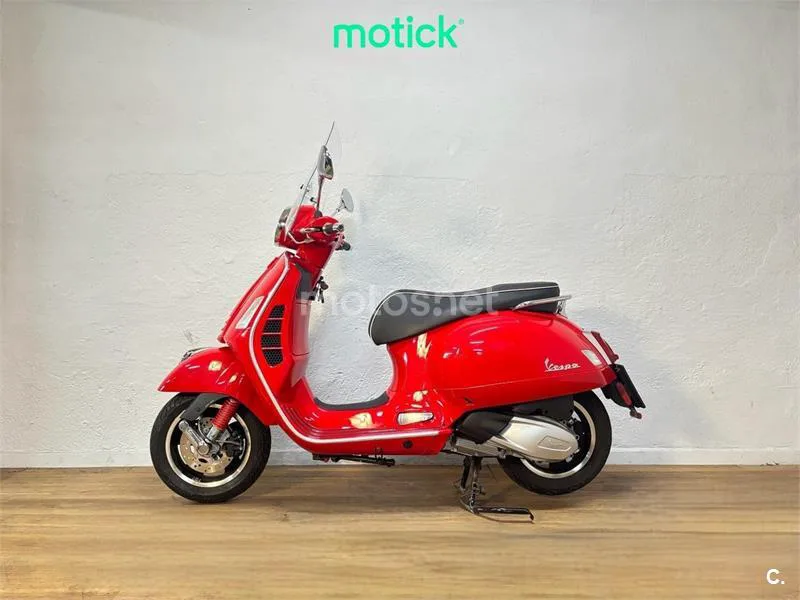 Vespa GTS 300 – Vista 7