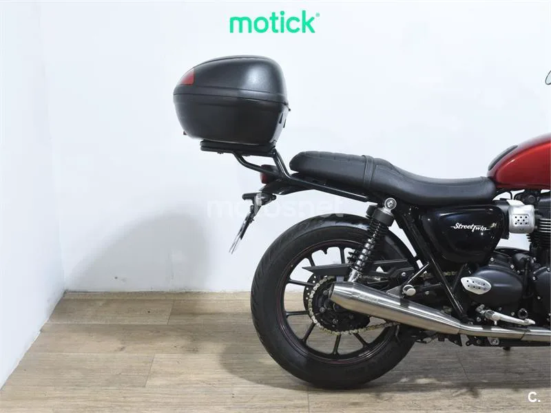 Triumph Street Twin – Vista 3