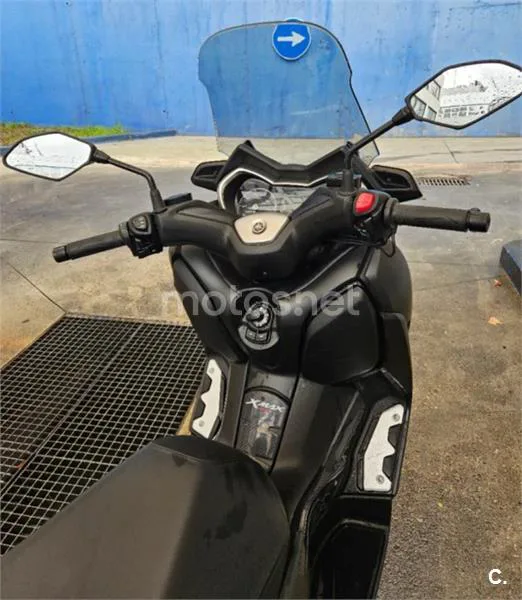 Yamaha XMAX 300 – Vista 4