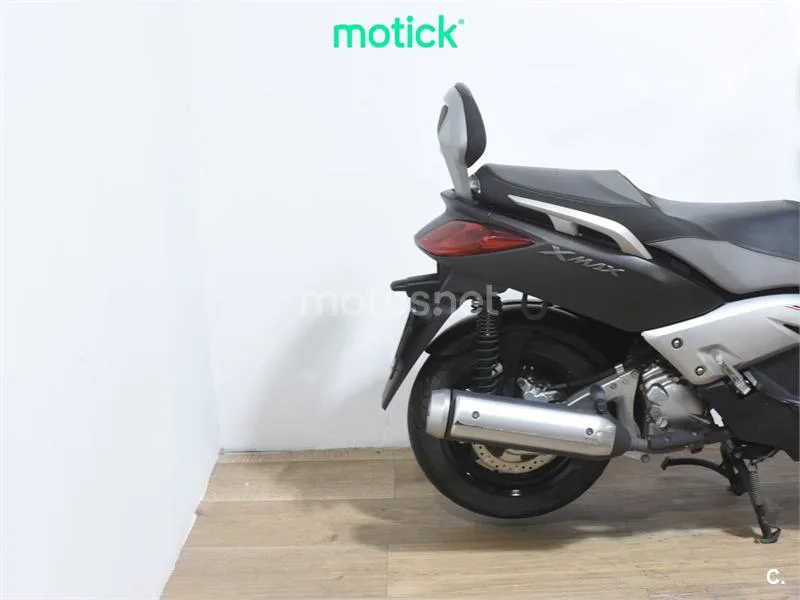 Yamaha XMAX 250 – Vista 3