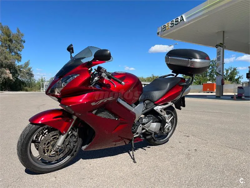 Honda VFR 800 FI – Vista 2