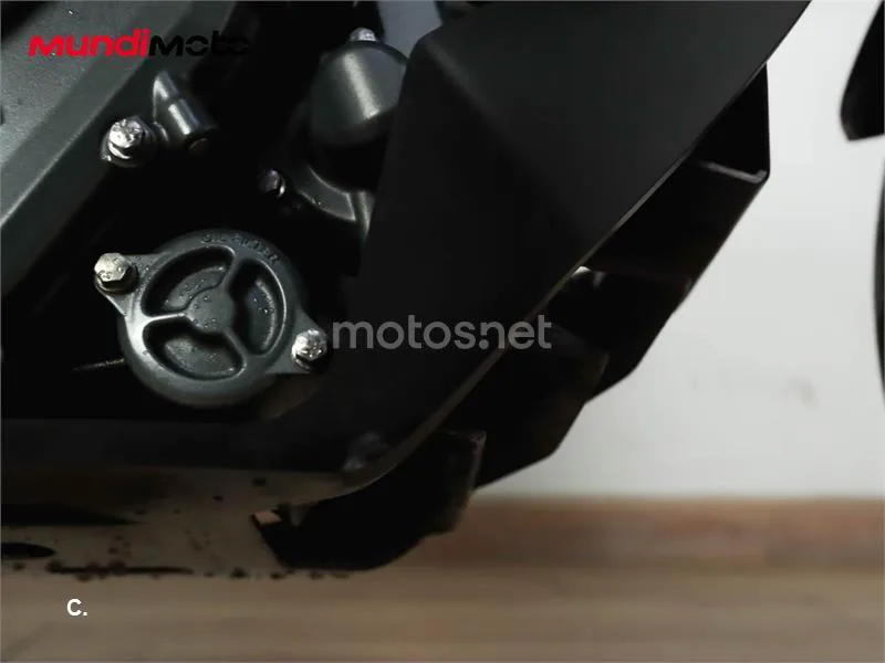 KTM 390 – Vista 14