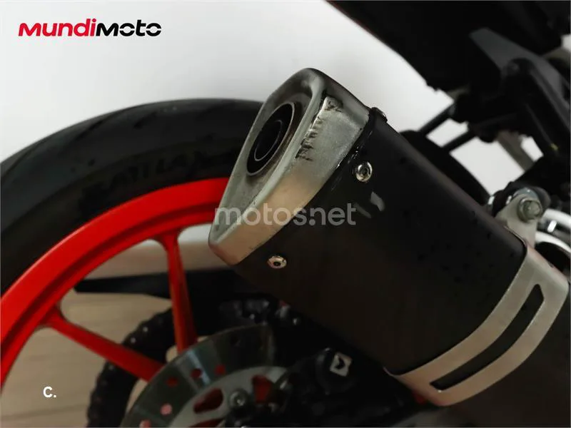 KTM 390 – Vista 16