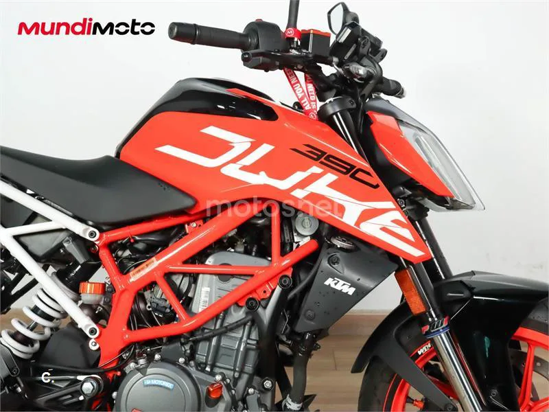 KTM 390 – Vista 22