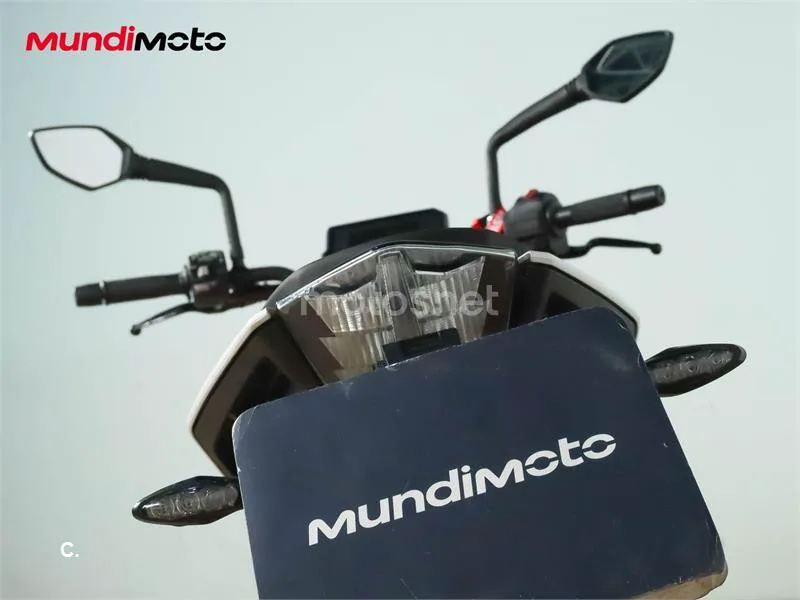 KTM 390 – Vista 9