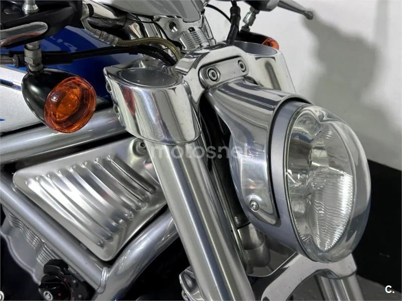 Harley-Davidson V-Rod – Vista 35