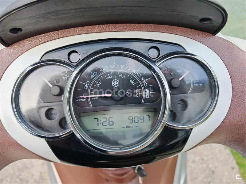 Piaggio Beverly 125 – Vista 7