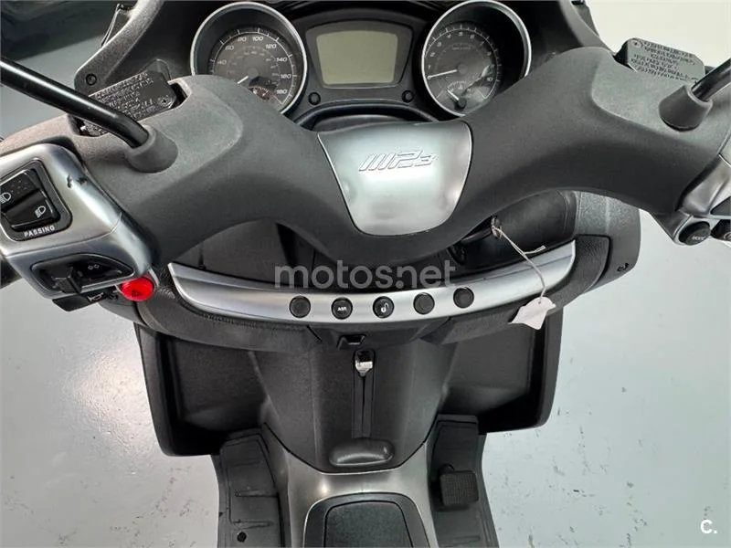 Piaggio MP3 – Vista 10