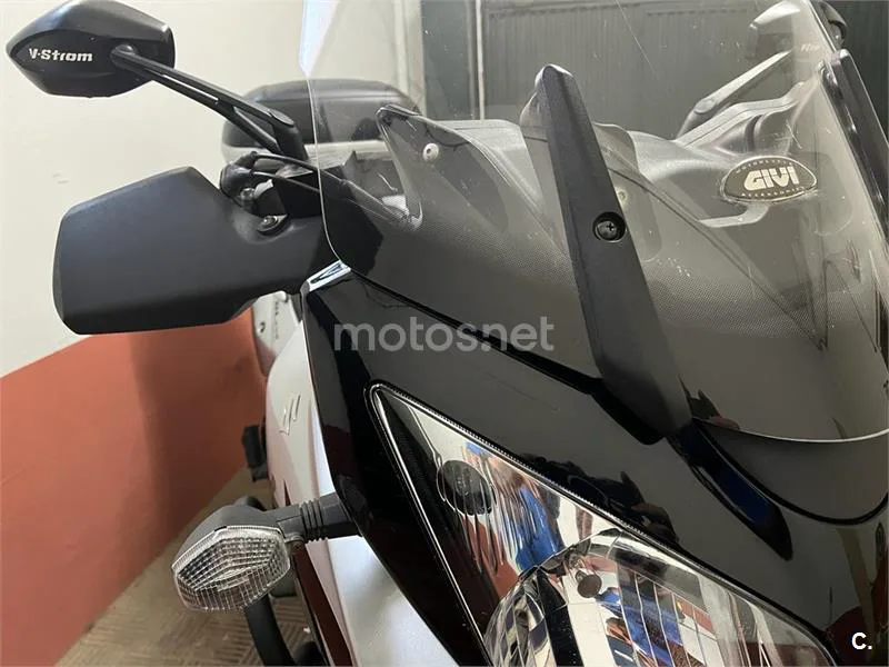 Suzuki V-Strom 650 – Vista 6