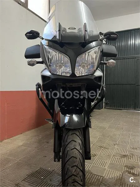 Suzuki V-Strom 650 – Vista 8