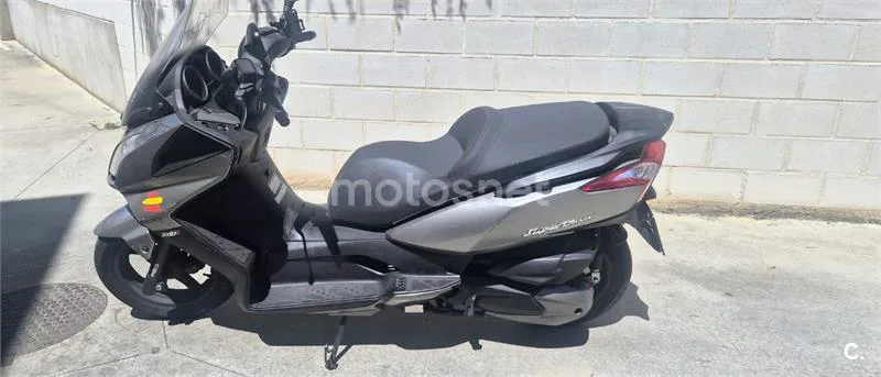 Kymco Super Dink 300 – Vista 7