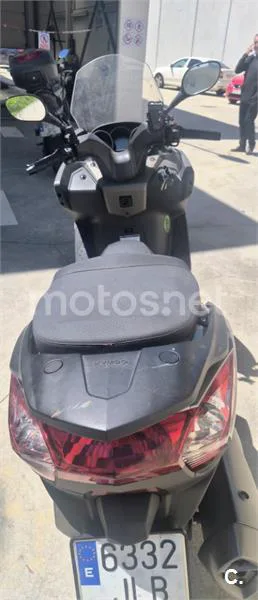 Kymco Super Dink 300 – Vista 8