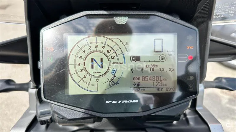 Suzuki V-Strom 1050 – Vista 3