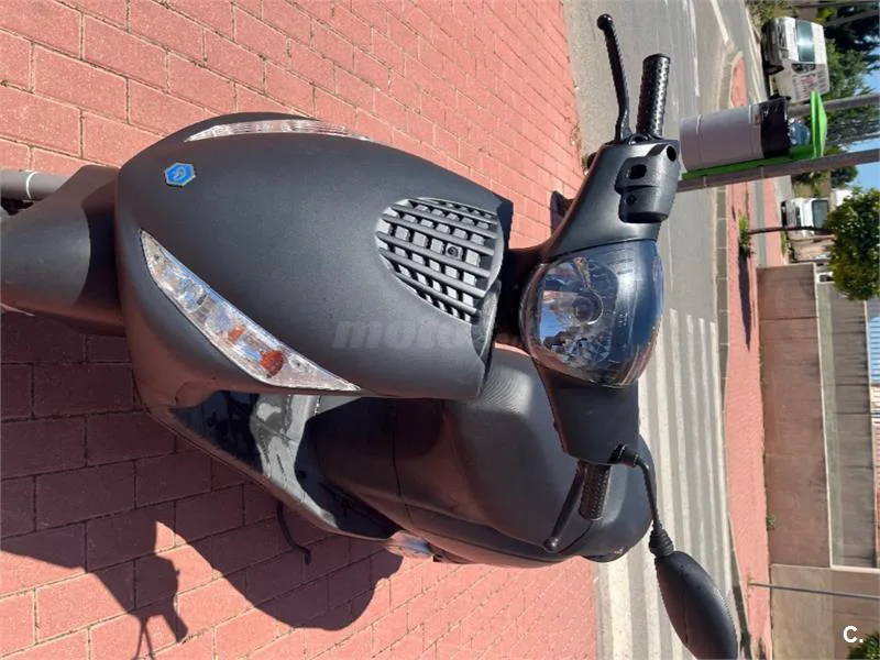 Piaggio ZIP 50 4T – Vista 7