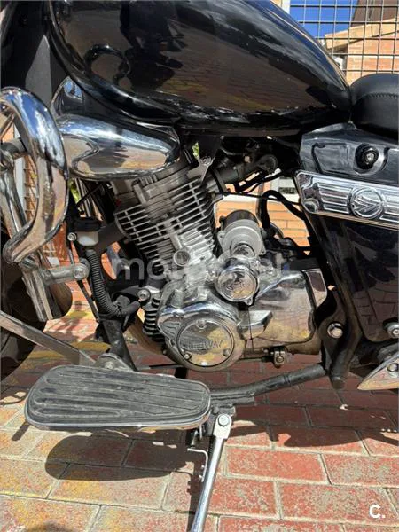 Keeway Superlight 125 – Vista 4