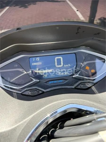 Honda PCX 125 – Vista 6