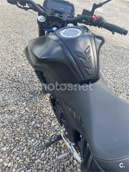 Yamaha MT-125 - Vista 3