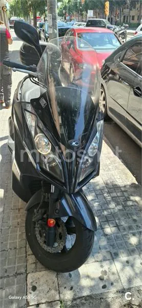Kymco Super Dink 125 – Vista 2