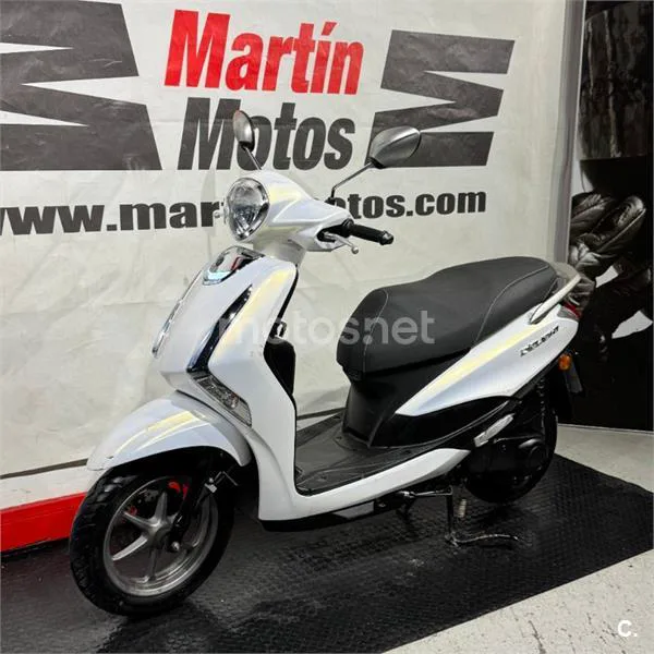 Yamaha D'elight 125 – Vista 6