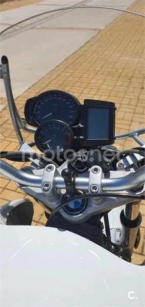 BMW R 1200 R – Vista 12
