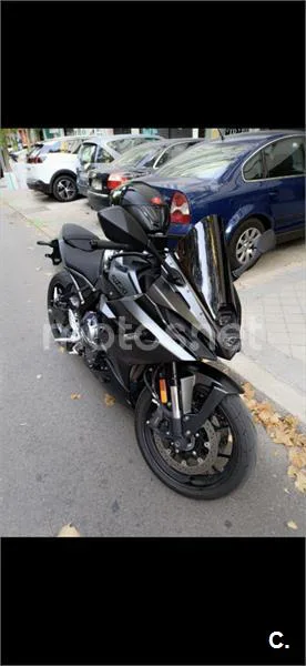 Suzuki GSX-8R – Vista 10