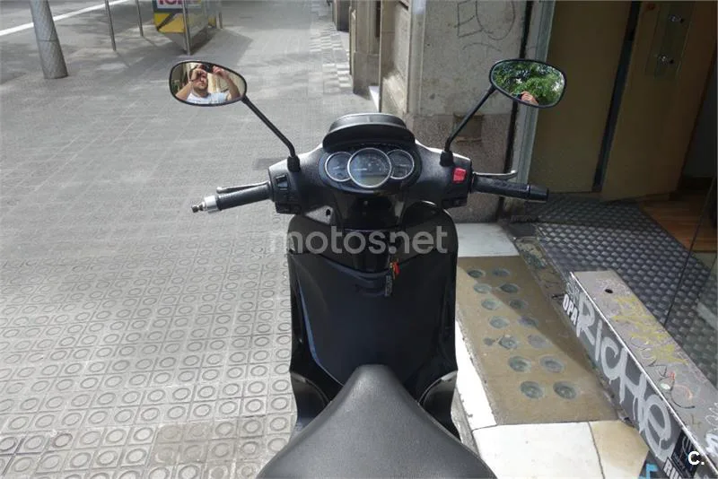 Piaggio Beverly 300 – Vista 15