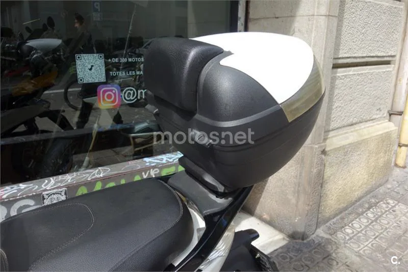 Piaggio Beverly 300 – Vista 7