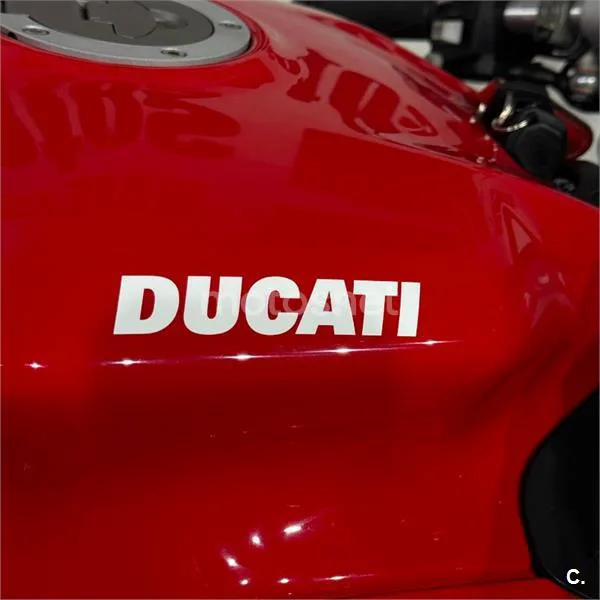 Ducati SuperSport – Vista 15