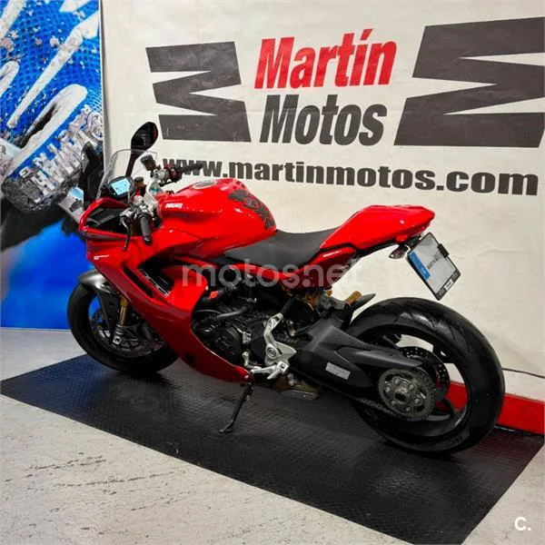 Ducati SuperSport – Vista 4