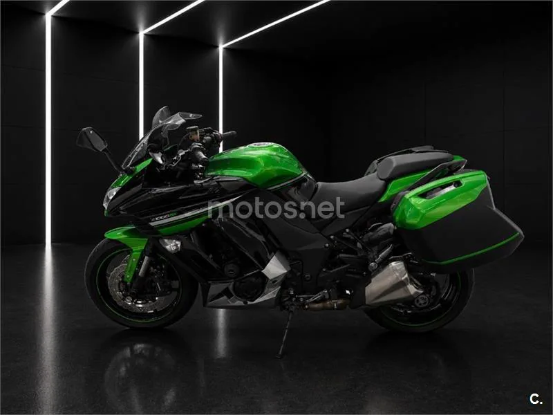 Kawasaki Z1000 SX – Vista 4