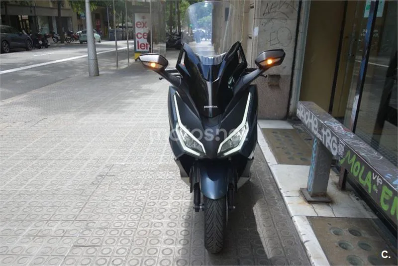 Honda Forza 350 – Vista 11