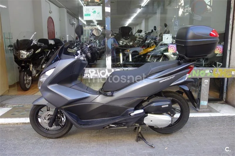 Honda PCX 125 – Vista 11