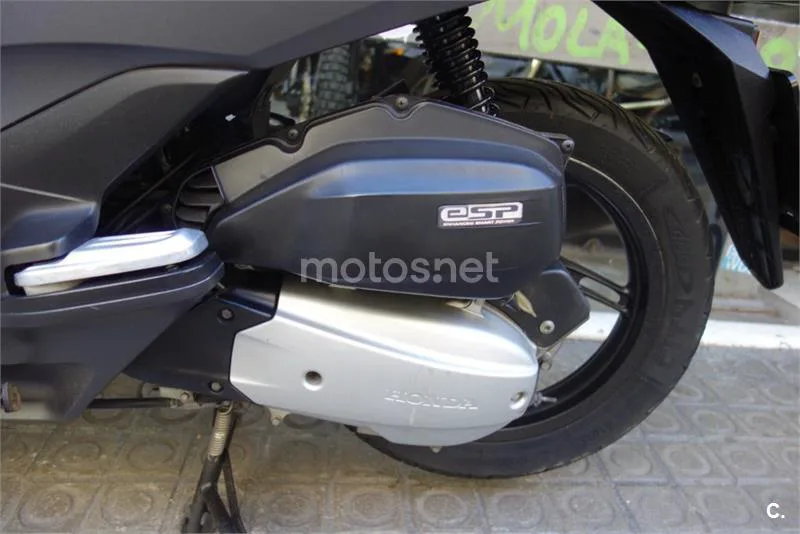 Honda PCX 125 – Vista 12