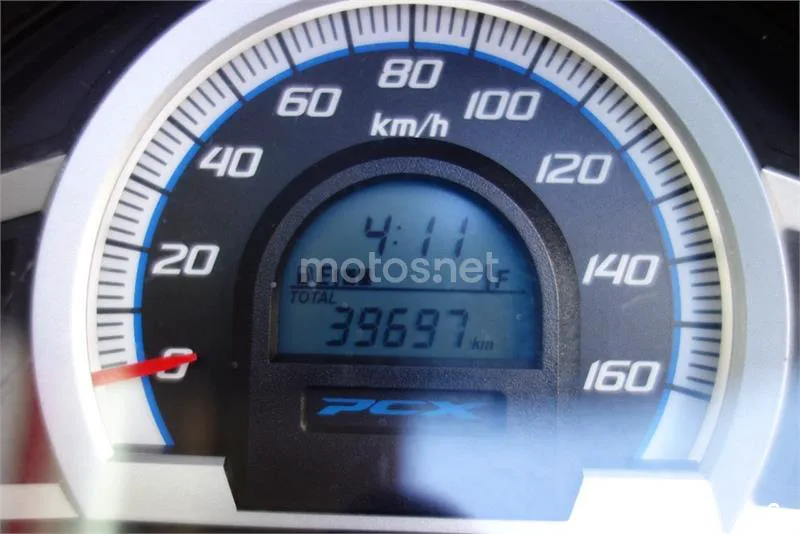 Honda PCX 125 – Vista 9