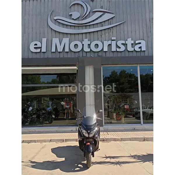 Suzuki Burgman 200 – Vista 4