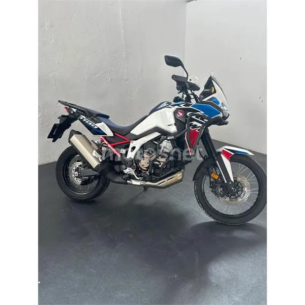 Honda CRF 1100L Africa Twin – Vista 4