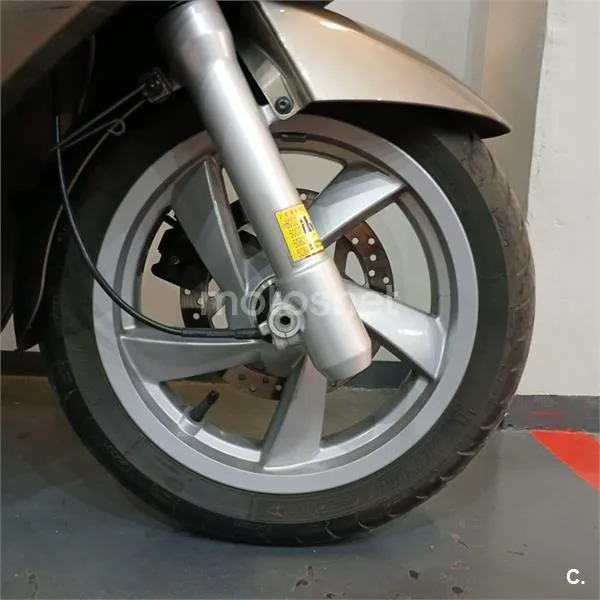 Peugeot Citystar 125 – Vista 12