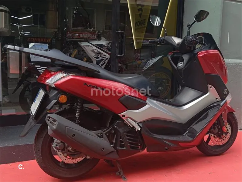 Yamaha NMAX – Vista 3