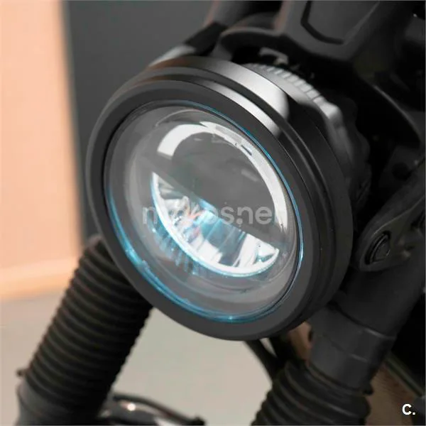 Yamaha XSR 700 – Vista 14