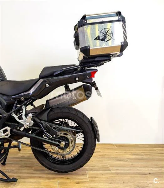 Benelli TRK 502 – Vista 9