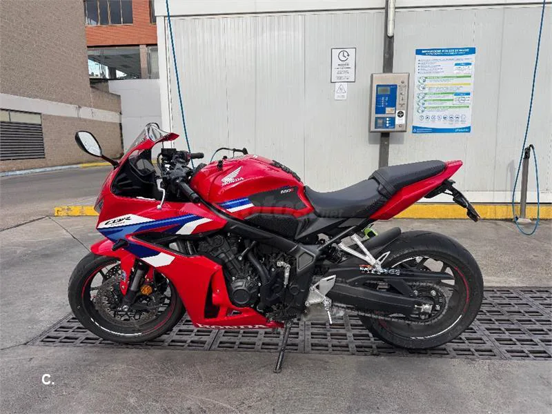Honda CBR 650 R – Vista 2